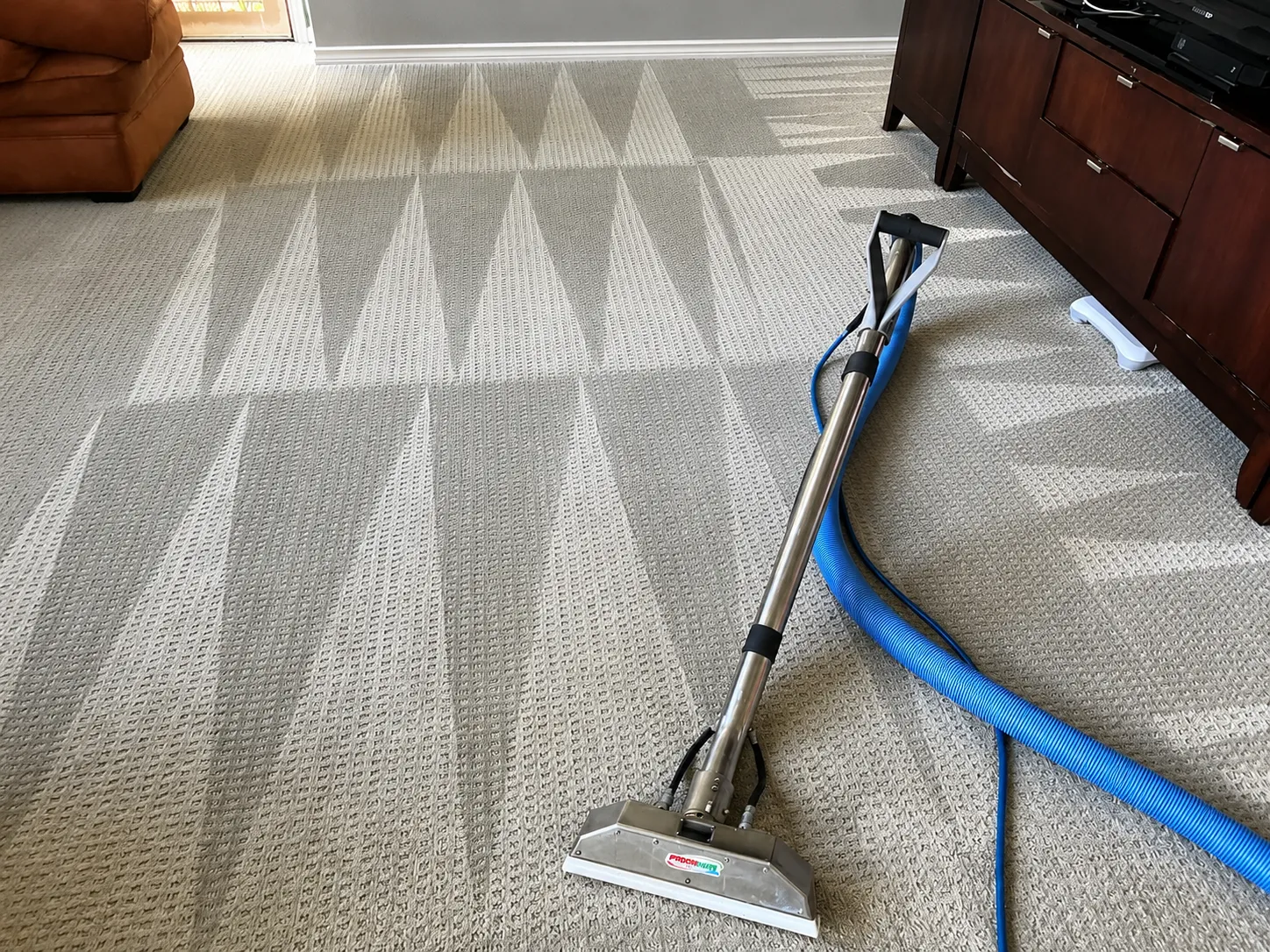 Pro Carpet Cleaning (1) Pro Carpet Cleaning (1)